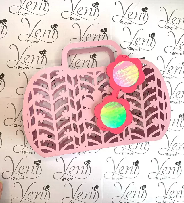 SVG (cricut or scanandcut)- Studio (Silhouette) Jelly Bag + Glasses / Digital File - Party Favors / Two sizes gift basket