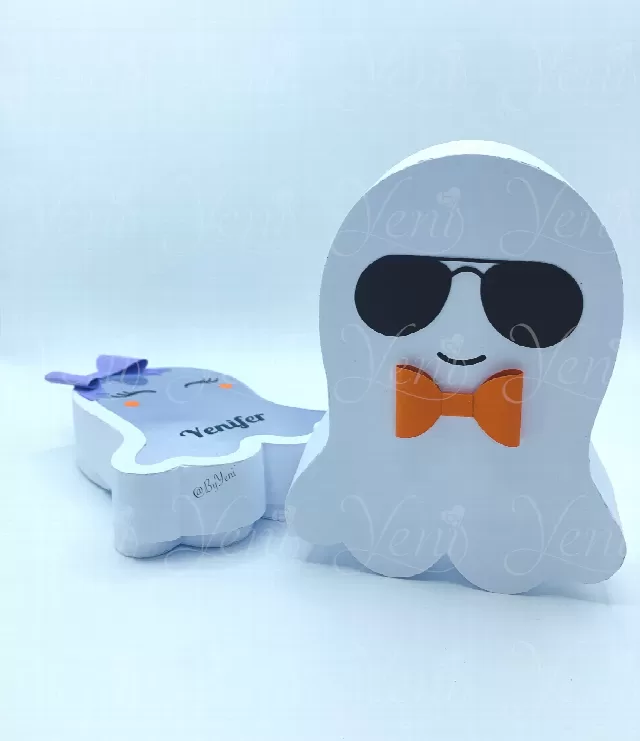 SVG (cricut)- Studio (Silouette) file for adorable ghost couple candy box WITH LID - Digital File Svg and Studio / Halloween